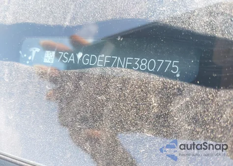 2022 Tesla Model Y Performance Dual Motor All-Wheel Drive z USA, uszkodzony, nr VIN 7SAYGDEF7NF380775